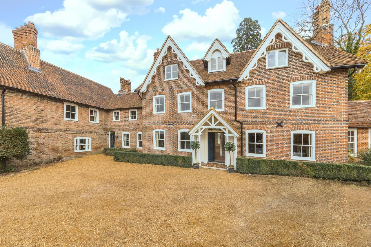 Lawn House Hatfield (Hertfordshire) Exterior photo